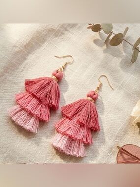 NWT Ombré Pink Three-Tier Tassel Dangle Earrings | Boho Statement Jewelry